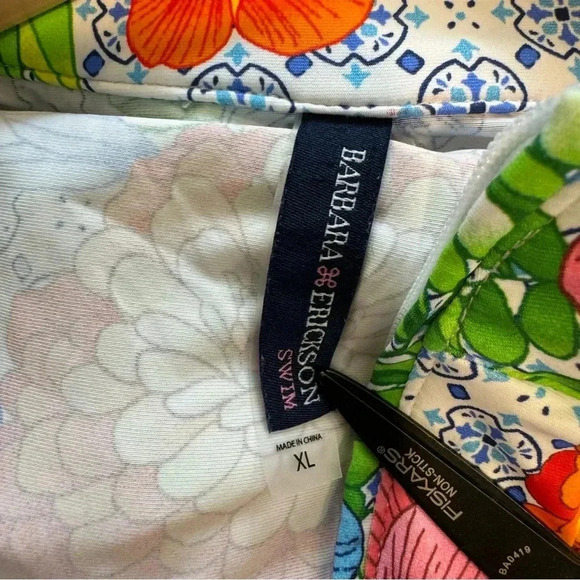 Barbara Erickson Swim Top Rashguard 1/4 Zip Long Sleeve Floral Tropical XL - Picture 4 of 5